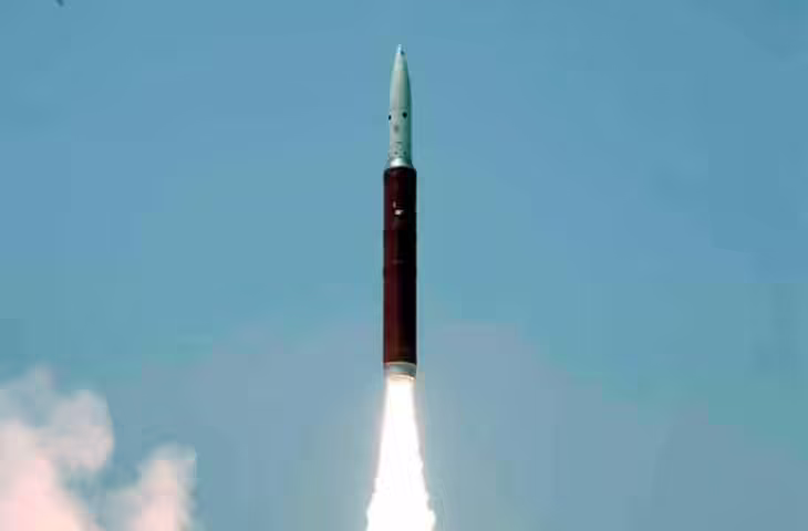 3,500 किलोमीटर तक तबाही मचा सकती है भारत की ये नई मिसाइल, खूबियाँ जान थर-थर काँपेगा पाकिस्तान&nbsp;