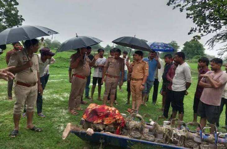 कानपुर देहात में दर्दनाक हादसा: रोटावेटर में फंसा युवक, मशीन में घुसने से हुई मौत; घास निकालते समय हुआ हादसा