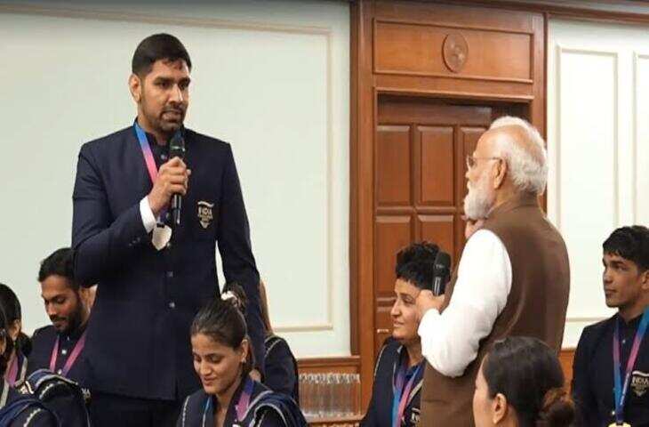 PM मोदी के सामने बॉक्सर ने सुनाया पाकिस्तानी का किस्सा, 'नरेंद्र नाम से नफरत' वाली बात पर हंस पड़े प्रधानमंत्री