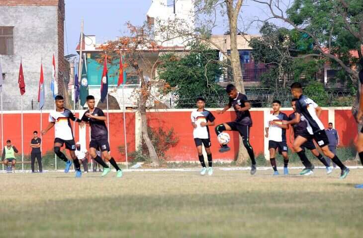 अंतर-सैनिक स्कूल फुटबॉल टूर्नामेंट शुरू