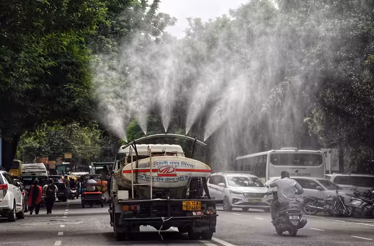 Swachh Vayu Sarvekshan 2026: दिल्ली की हवा खराब फिर भी श्रीनगर-बेंगलुरु से आगे, लखनऊ ने मारी बाजी