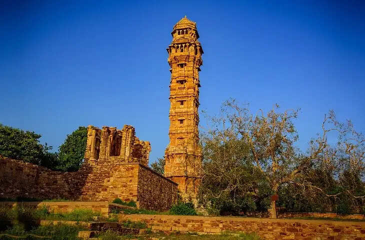 राजपूतों की वीरता और शौर्य का प्रतीक है&nbsp;चित्तौड़गढ़ का विजय स्तम्भ, 3 मिनट के वायरल वीडियो में देखे गौरवशाली इतिहास&nbsp;