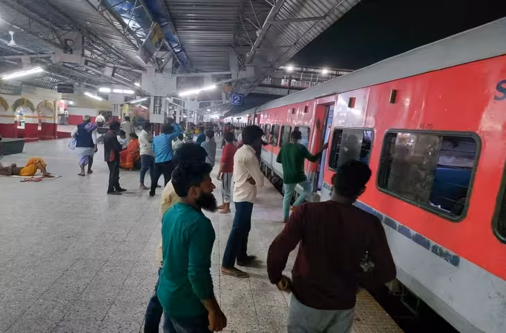 सिमरी बख्तियारपुर-कोपरिया के बीच बनेगा आरओबी, 12 दिन ट्रैफिक ब्लॉक से 3 ट्रेनों का परिचालन प्रभावित