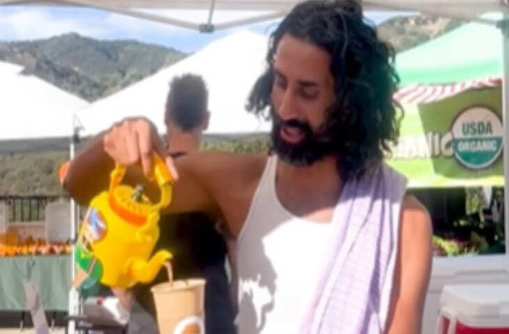 Viral Video: अमेरिका में 780 रुपये की चाय बेच रहा बिहारी, स्टोरी जानकर आप भी रह जाएंगे हैरान