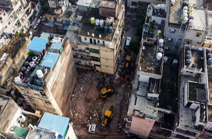 दिल्ली सत्य निकेतन हॉस्टल हादसा: मलबे में 4 घंटे जिंदगी की जंग लड़ते रहे नीरज और नितेश, वीडियो में जाने दोस्त को फोन कर बोले- "भाई, मैं मर रहा हूं"