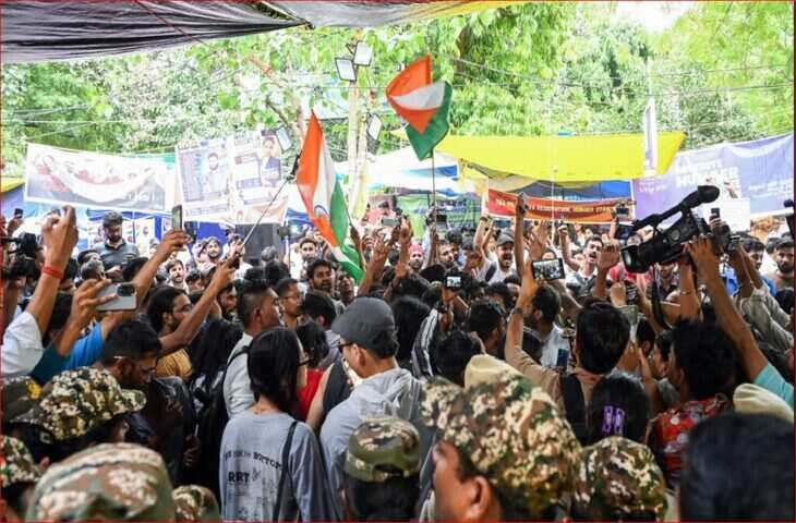 Parliament March Update: CJP प्रदर्शनकारियों को संसद से 3 किलोमीटर पहले ही रोकने की तैयारी, दिल्ली पुलिस ने किए कड़े सुरक्षा इंतजाम