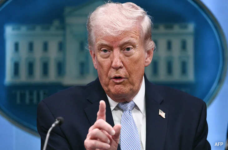 Donald Trump की चेतावनी से मचा हड़कंप, कहा- 'ईरान को खत्म करना हमारे लिए एक रात का काम'