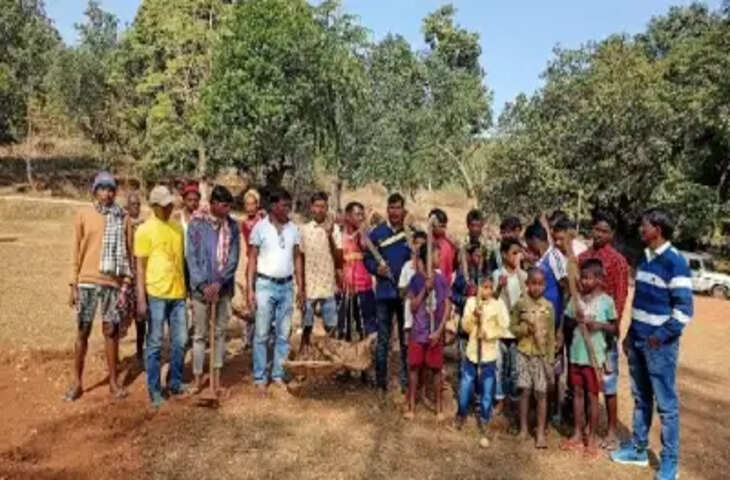 Ranchi में बिजली, सड़क, मोबाइल से वंचित जिस गांव में गरजती थीं बंदूकें, वहां छा रहा हॉकी का जादू !