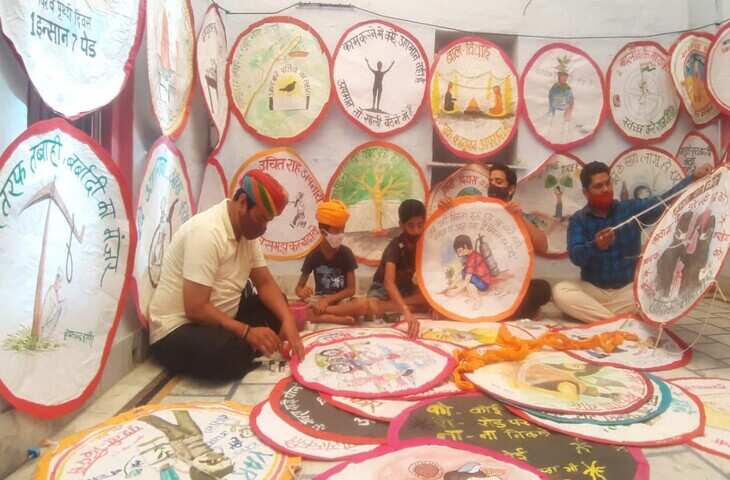 बीकानेर स्थापना दिवस पर पतंगबाजी और आतिशबाजी का उत्साह, वीडियो में देंखे चाइनीज़ मांजे से हादसे भी