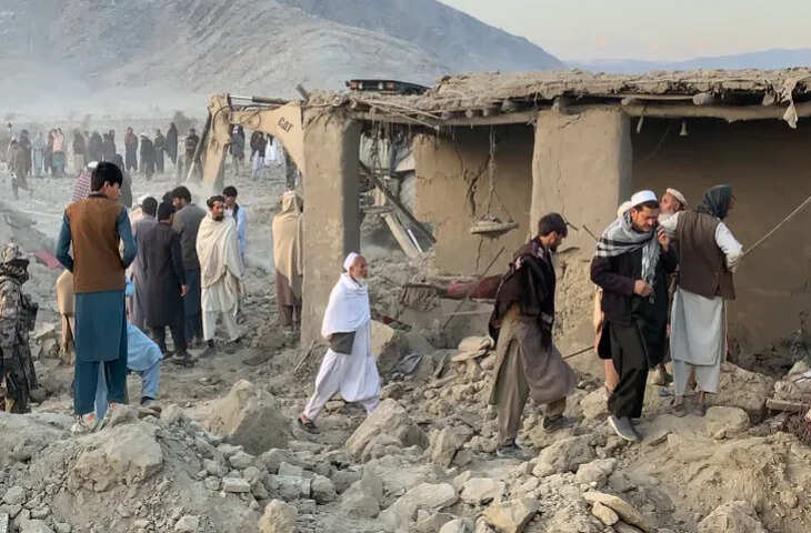 सीमा पर भड़की जंग! अफगान हमले में 19 पोस्ट पर कब्जा, 55 पाक सैनिकों के मारे जाने का दावा