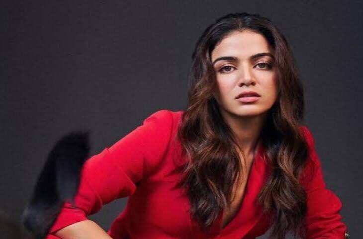 वामिका गब्बी को कभी लगता था एक्टिंग उनके बस की बात नहीं, वीडियो में जाने 16-17 साल की उम्र में मिली थी ऐसी नसीहत