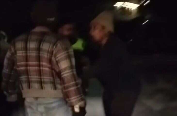 ऑस्ट्रेलिया में भारतीयों ने दिखाया दम लूटने आए लुटेरों को जमकर कूटा, वायरल वीडियो में देखिए देसी घी की ताकत