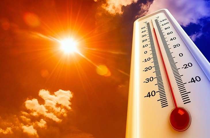 Raipur सूर्यदेव बरसाने लगे आग, 40 के पार पहुंचा अधिकतम तापमान