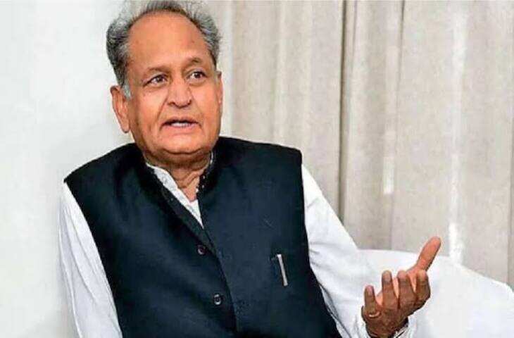 गहलोत का आरोप- कलेक्टर-SP को BJP को चुनाव जिताने की जिम्मेदारी दी जा रही, वीडियो में जाने प्रशासन पर दबाव