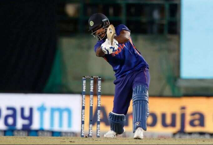 "Sanju Samson T20-1111111222211221111111222" "Sanju Samson T20-11111112222112211111" "Sanju Samson T20-111111122221122" "Sanju Samson T20-11111112222" 