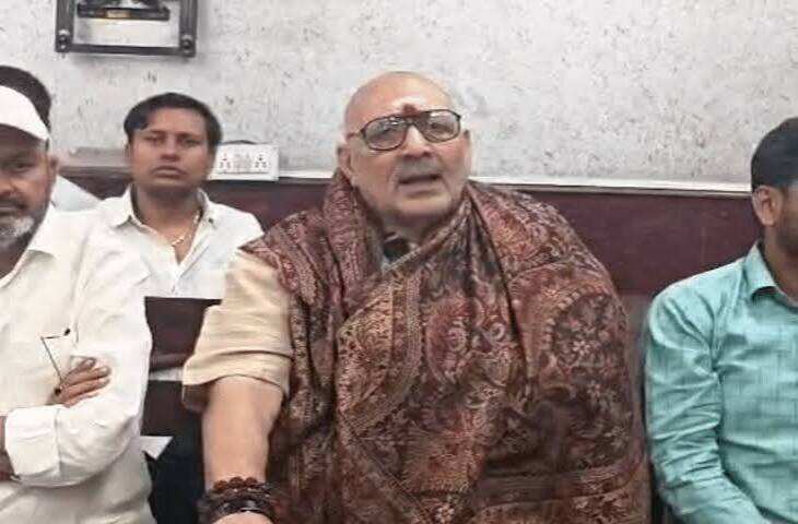 'जनता ने चोरों को वोट देना बंद कर दिया है': गिरिराज सिंह ने विपक्ष पर साधा निशाना, बोले- 'रिजीम चेंज' की बात आपातकाल के दौर की याद दिलाती है