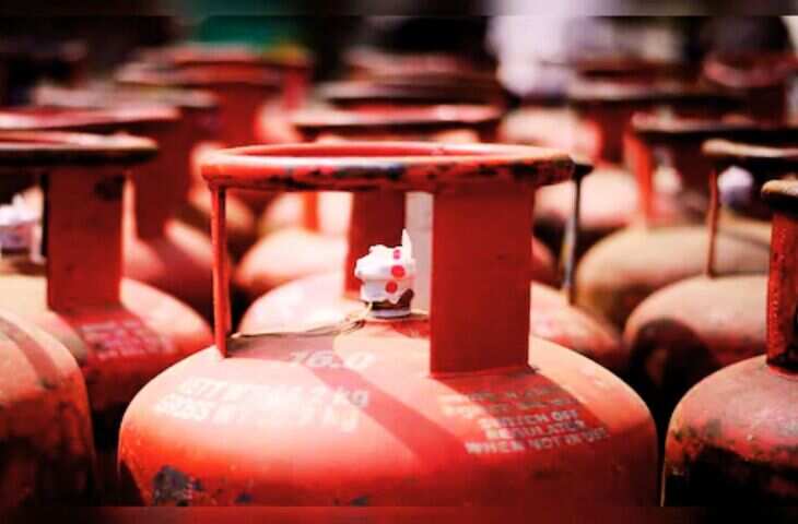 महंगाई का डबल झटका! LPG हुई महंगी, प्याज के दाम 23% बढ़े, जानिए जुलाई में कहाँ&nbsp; पहुंची महंगाई ?