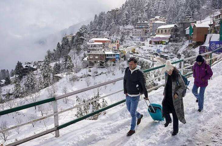 हिमाचल में बारिश बनी आफत, फुटेज में देंखे चंबा में फ्लैश फ्लड से मची तबाही, शिमला में लैंडस्लाइड से लंबा जाम