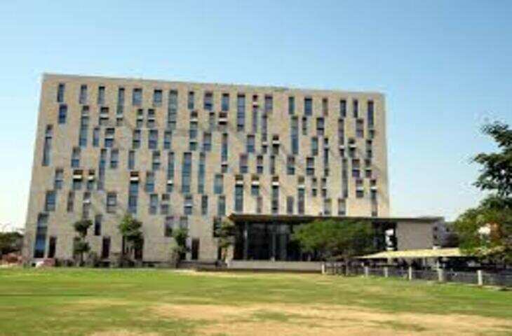 नीरजा मोदी स्कूल मामले में हाईकोर्ट का बड़ा फैसला, CBSE के आदेश पर रोक