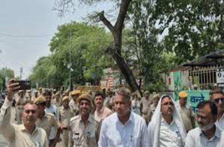 कलेक्ट्रेट के सामने प्रदर्शन में पूर्व मंत्री राजेंद्र गुढ़ा का तीखा बयान, वीडियो में जाने मुकदमे को लेकर सरकार पर हमला