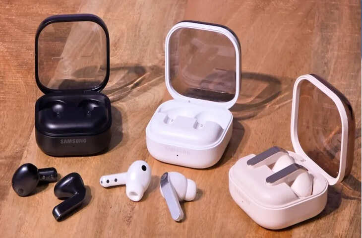 Samsung ने लॉन्च किए Galaxy Buds 4 Pro और Buds 4, मिलेगा सिर हिलाने भर से कॉल रिसीव करने का नया फीचर