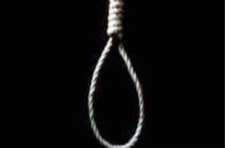 शादी से एक दिन पहले युवती का शव पेड़ से लटका मिला, युवक का भी शव बरामद, मचा हड़कंप