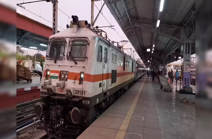 दिल्ली से यात्रा करने वालों के लिए जरूरी खबर! रेलवे ने रद्द की दर्जनों ट्रेने, सफर से पहले जरूर देख ले ये लिस्ट&nbsp;