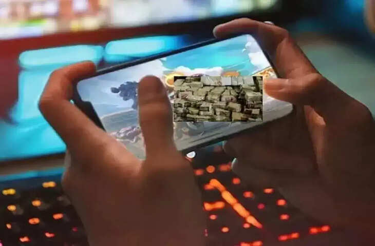 कालाढूंगी में दर्दनाक घटना: ऑनलाइन गेम और कर्ज के दबाव में किशोर ने की आत्महत्या, वीडियो वायरल
