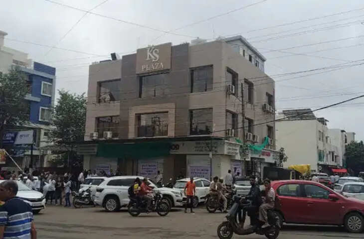 बदल रहा निगम का स्टैंड: रहवासी इलाकों में कारोबार पर नरमी, 750 प्रतिष्ठानों की समय सीमा खत्म; सीलिंग नहीं होगी