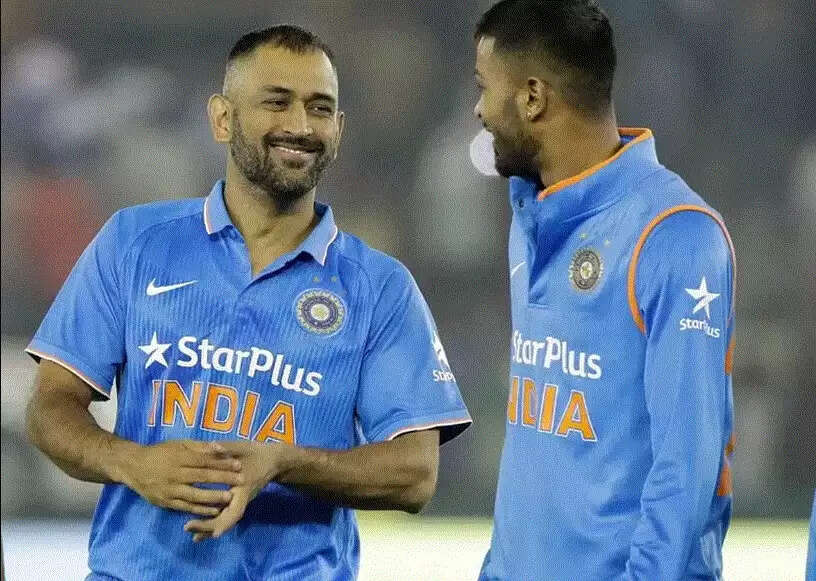 Ms Dhoni  Hardik Pandya 111111
