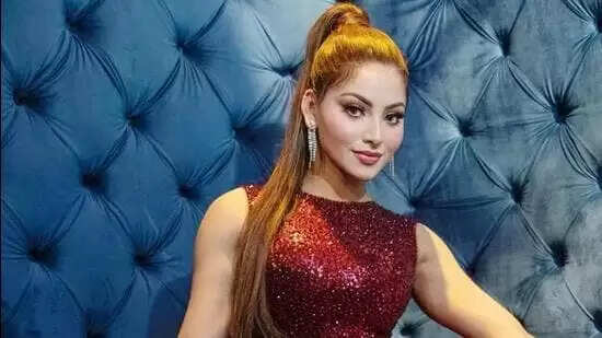 Urvashi Rautela: उर्वशी रौतेला ने क्रिकेटर ऋषभ पंत के साथ लिंक-अप विवाद पर चुप्पी तोड़ी, क्या उन्हें&nbsp; RP के नाम से भी जाना जाता है ?