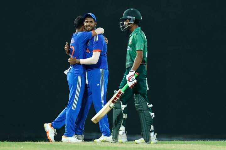 "asia cup -===1=111112211112211" "asia cup -===1=1111122111122" "asia cup -===1=1111122111" "asia cup -===1=1111122" 