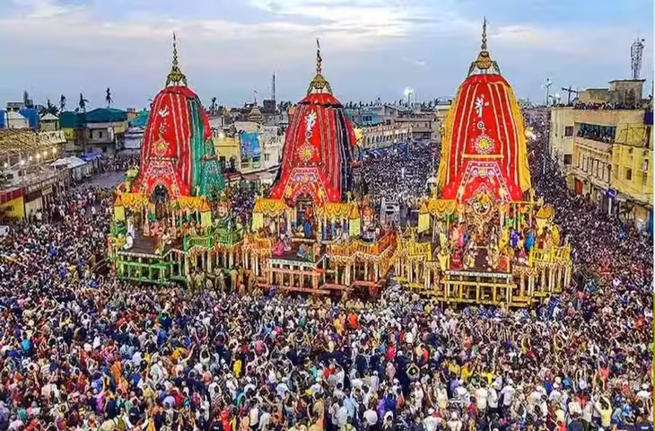 Jagannath Rath Yatra 2026:&nbsp;पुरी में निकली भगवान जगन्नाथ की ऐतिहासिक रथयात्रा, जानें इस दिव्य यात्रा का महत्व और धार्मिक मान्यताएं