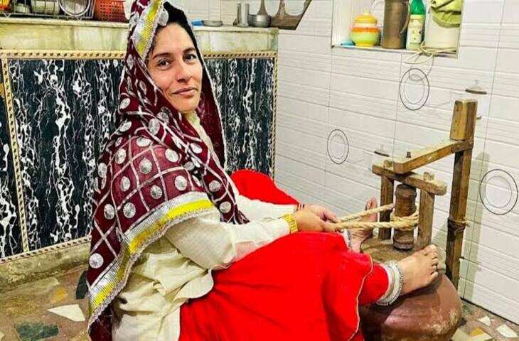 झज्जर की महिला ने ऑर्गेनिक घी के कारोबार से बनाई अलग पहचान, 3 करोड़ पहुँचा सालाना टर्नओवर