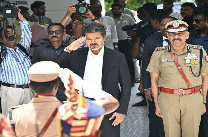 Vijay London Visit: द शार्ड के बाहर जुटी भीड़ के बीच रद्द हुआ CM विजय का कार्यक्रम, जानें पूरा मामला