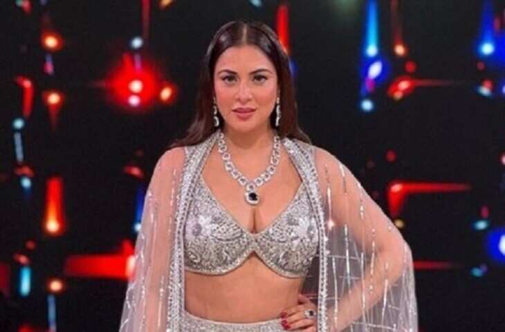 शूटिंग के दौरान टीवी एक्ट्रेस श्रद्धा आर्या के पैर की टूटी हड्डी, तस्वीरें हुई वायरल&nbsp;