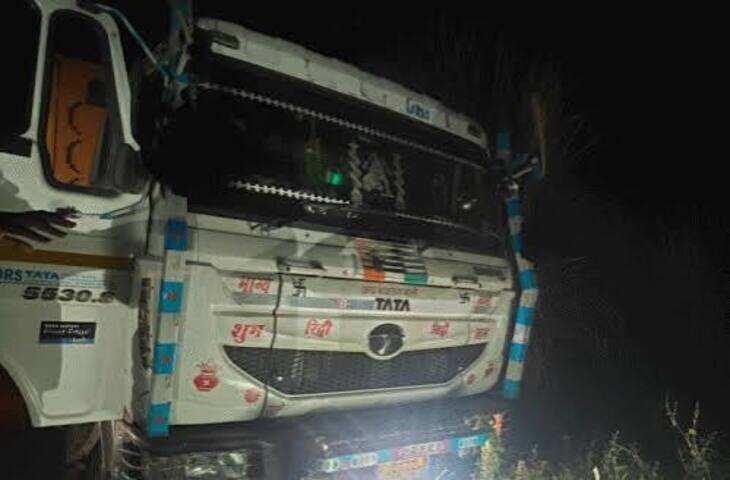 भुसावर में दर्दनाक हादसा: ट्रेलर ने मां-बेटे को कुचला, दोनों की मौत; घर से महज 300 मीटर पहले उजड़ा परिवार