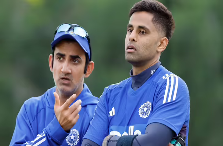 गौतम गंभीर के प्रयोग बने मुल्लांपुर में करारी शिकस्त का कारण! सूर्या और गिल का फ्लॉप शो, क्या ऐसे जीत पाएंगे वर्ल्ड कप 