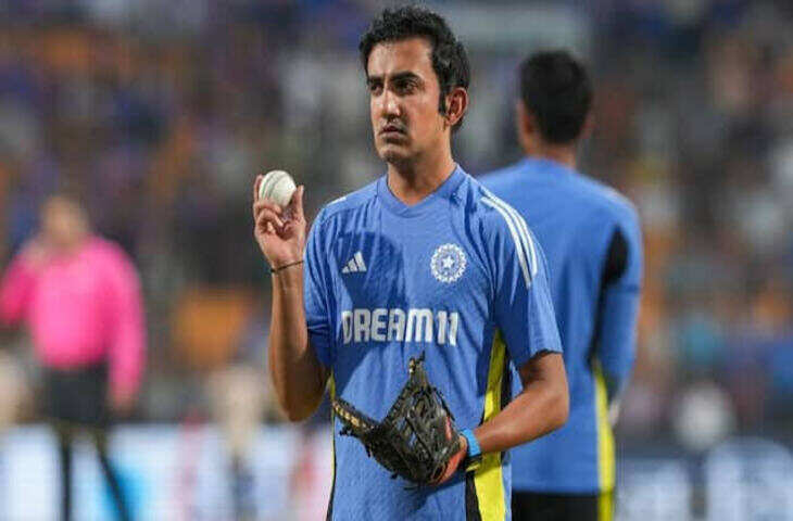 IND vs ENG ODI Series: इंग्लैंड सीरीज के बाद टीम इंडिया के कोच पर गिरेगी गाज? रिपोर्ट में हुआ सनसनीखेज खुलासा&nbsp;