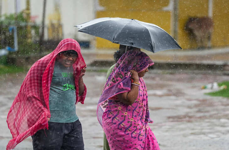 देहरादून समेत सात जिलों में मौसम का कहर, बारिश-ओले और बिजली गिरने का अलर्ट जारी