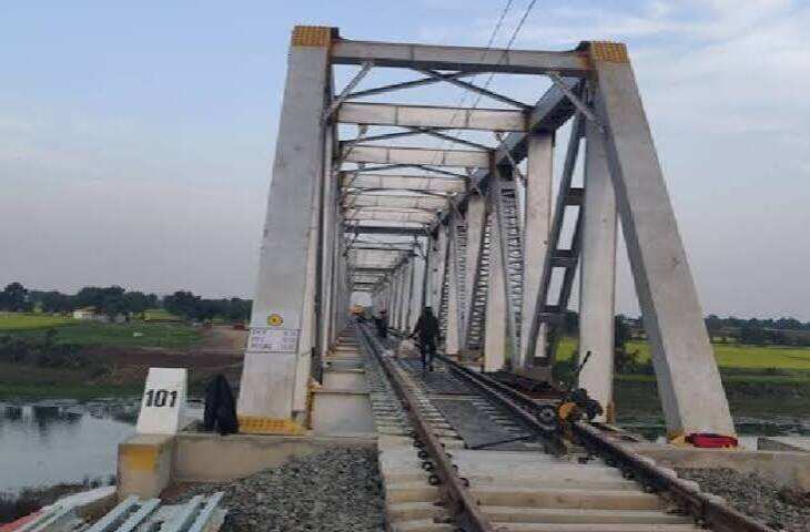 दिवाली-छठ पर यात्रियों के लिए रेलवे की तैयारी, 10 राज्यों के लिए चलेंगी स्पेशल ट्रेनें