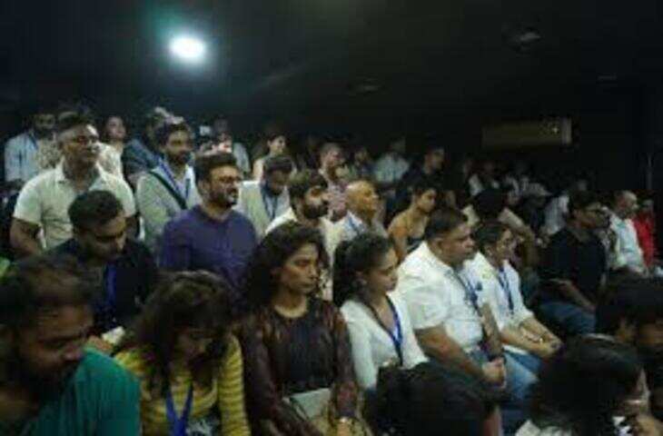 जीवन इसी पल में है, भविष्य के इंतजार में नहीं&rsquo;, कार्यक्रम में बोले महेश भट्ट; संघर्ष, वीडियो में देंखे रिश्तों और मानसिक स्वास्थ्य पर की खुलकर चर्चा