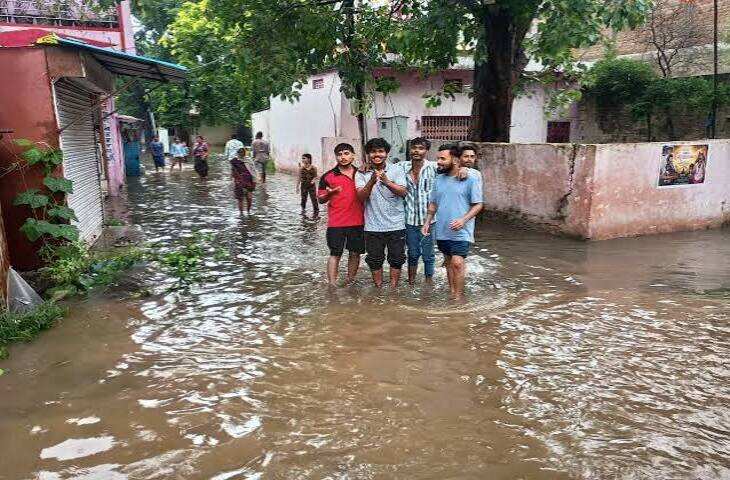 मध्य प्रदेश में भारी बारिश का दौर, निवाड़ी में 5.8 इंच पानी गिरा; आगर-मालवा-दतिया भी तरबतर