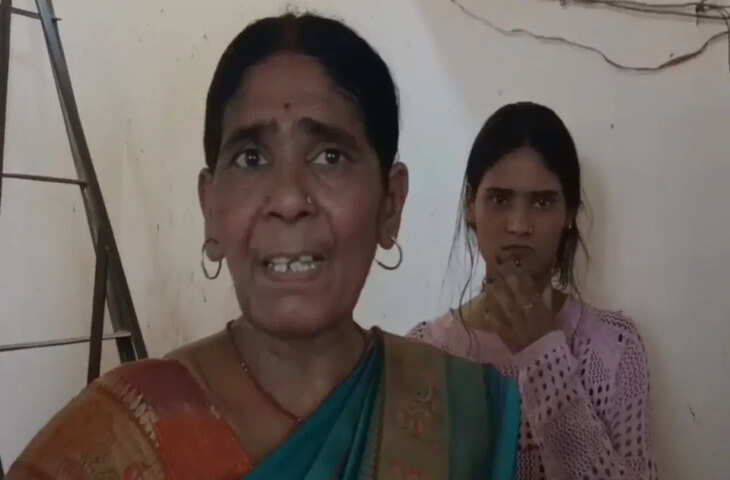 भागलपुर रेलवे स्टेशन पर मां और भाई के सामने प्रेमिका की सरेआम प्रेमी ने भर दी मांग, फिर हो गया&hellip;