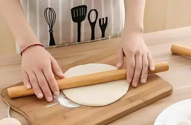 Vastu tips for kitchen chakla belan at home according to vastu shastra