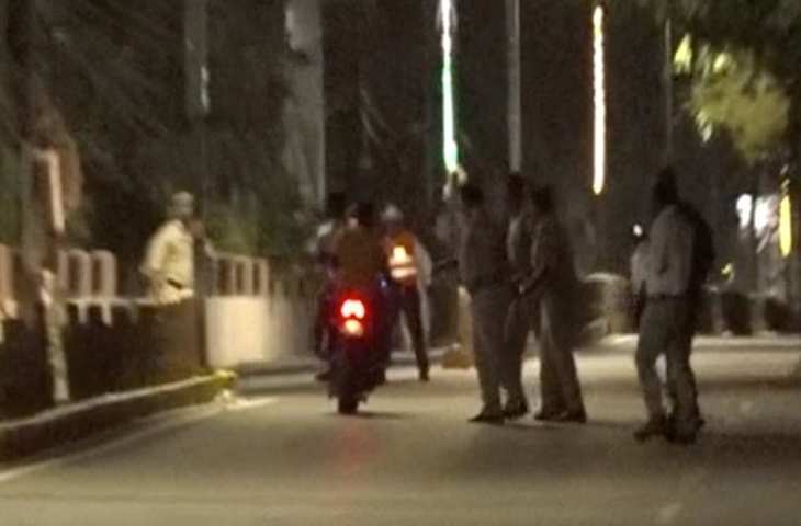 Raipur में PM मोदी के लिए अभेद्य सुरक्षा के दावे में सेंध, सुरक्षाकर्मियों को चकमा देकर बाइक सवार फरार