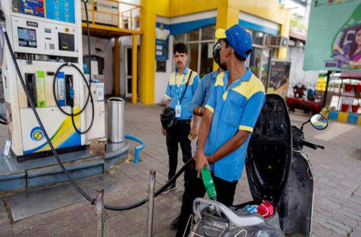 Petrol Diesel Price Today: वैश्विक तेल संकट के बीच बदले ईंधन के दाम, जाने आज आपके शहर में क्या है ताजा रेट&nbsp;