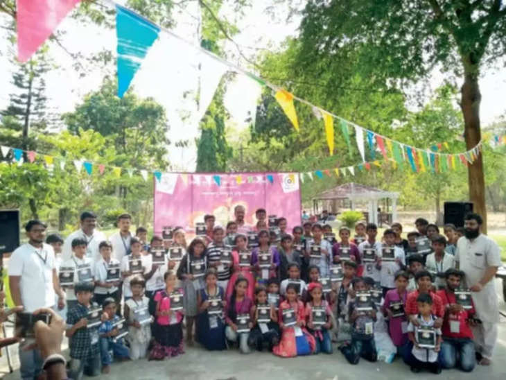 Pulwama MAJK स्कूलों के लिए नियमित शिविर आयोजित करेगा