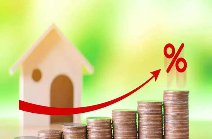 महंगा हुआ होम लोन! RBI का रेपो रेट 0.25% बढ़ा, जेब पर पड़ेगा सीधा असर; समझें EMI का पूरा गणित