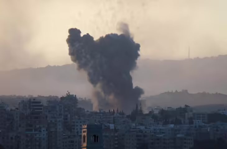 Middle East Tension: ईरान के जवाबी हमले के बाद बढ़ा खतरा, US ने अपन नागरिकों को दी&nbsp;इन देशों से तुरंत निकलने की सलाह